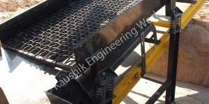 Oversize Removal Vibratory Screens