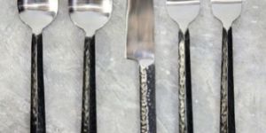 Stainless Steel Hammered Triangle Flatware 5 Pieces Cutlery Set