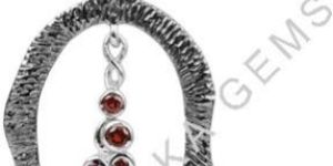 Crafted Diamond Pendant