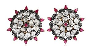 Woman Yellow Gold Stud Earring