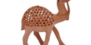 WOODEN UNDERCUT CAMEL