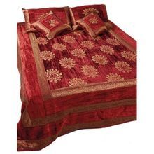 Silk Inspired Trendy Bedspreads