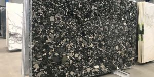 Nero Marinace Granite Slabs