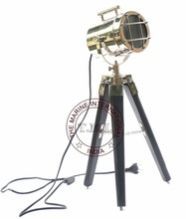 SPOTLIGHT LAMP ON STAND