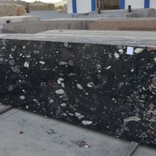 Wolvo Black Granite Slabs