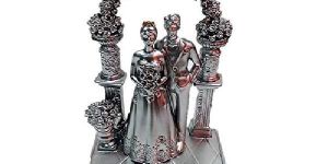 SHOWPIECE IN SILVER COLOR