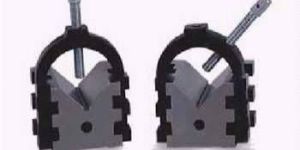 V BLOCK AND CLAMP SET