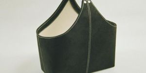 BUCKLE MAGAZINE BASKET