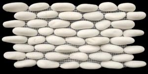 WHITE VERTICAL PEBBLE