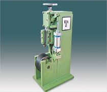 Metal Sawing Machine