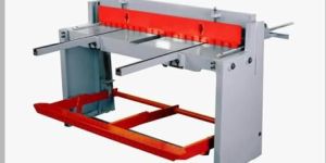 Treadle Shearing Machine