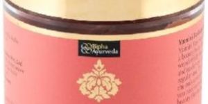 Yamini Redsandalwood Cream