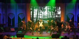 INDOOR and OUTDOOR LED DISPLAY SYSTEM