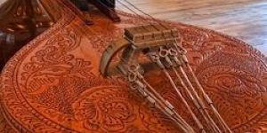 Lite Carved Ekandam Veena