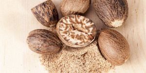 Dried Nutmeg