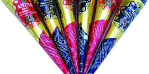 AMINA MEHNDi CONES