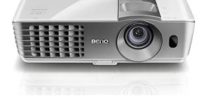 MINI THEATRE PROJECTORS