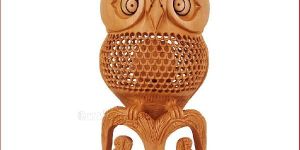 Watchful Eyes Jaali Carved Owl