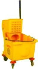 Wringer Bucket