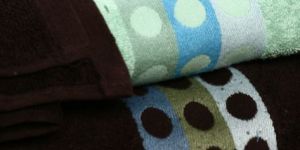 Solid Bath Towel Polka Dots