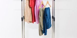 Height Adjustable Cloth Stand