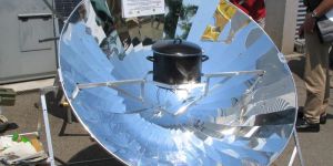 Parabolic Solar Cooker