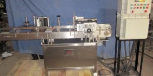 Single Side Vertical Labeling Machine