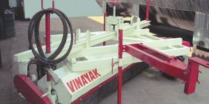 Road Broomer Machine