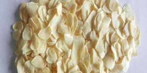 Dehydrated Garlic Flakes