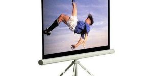 Tripod Projector Screen
