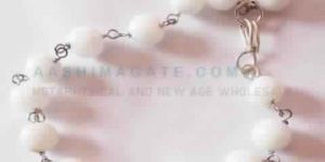 WHITE AGATE BRACELET