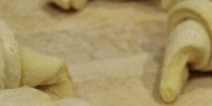 Croissant Forming Belt