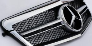 Mercedes benz e class pre facelift grill (Premium Car Accessories - DealKarDe )