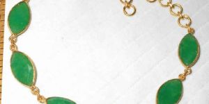 Green Corundum Gemstone Lobster Lock Bracelet