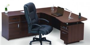 Office Chair & Table