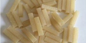 Wheat Flour Rectangular Fryums
