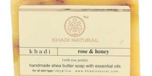 Rose and Honey with Rose Petals Soap