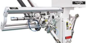 SPRUE PICKER ROBOT
