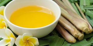 Premium Lemongrass Oil