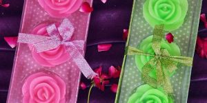 Floating Medium Rose Candle