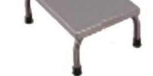 Single Ste Stool