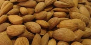 Organic Almond Nuts