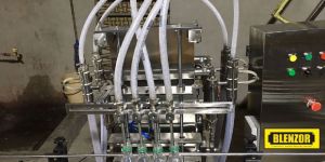 Liquor Filling Machine