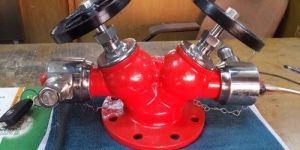 Double Headed Hydrant Valve
