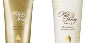 Oriflame Sweden Shower Cream and Scrub Combo