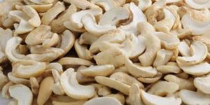 Split Crispy Cashews