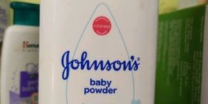 Johnsons Baby Powder