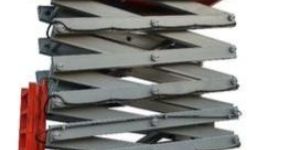 Self Propelled Scissor Lift