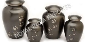 Slat Paw Print Vertical Brass Urn
