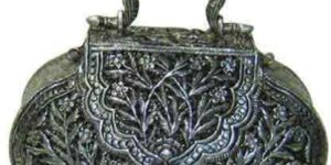Silver Printed Oxidized Purse